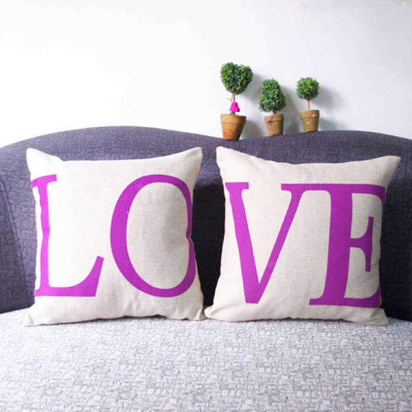 LO and VE printed in purple LOVE couple cushions LO and VE printed in purple LOVE couple cushions
